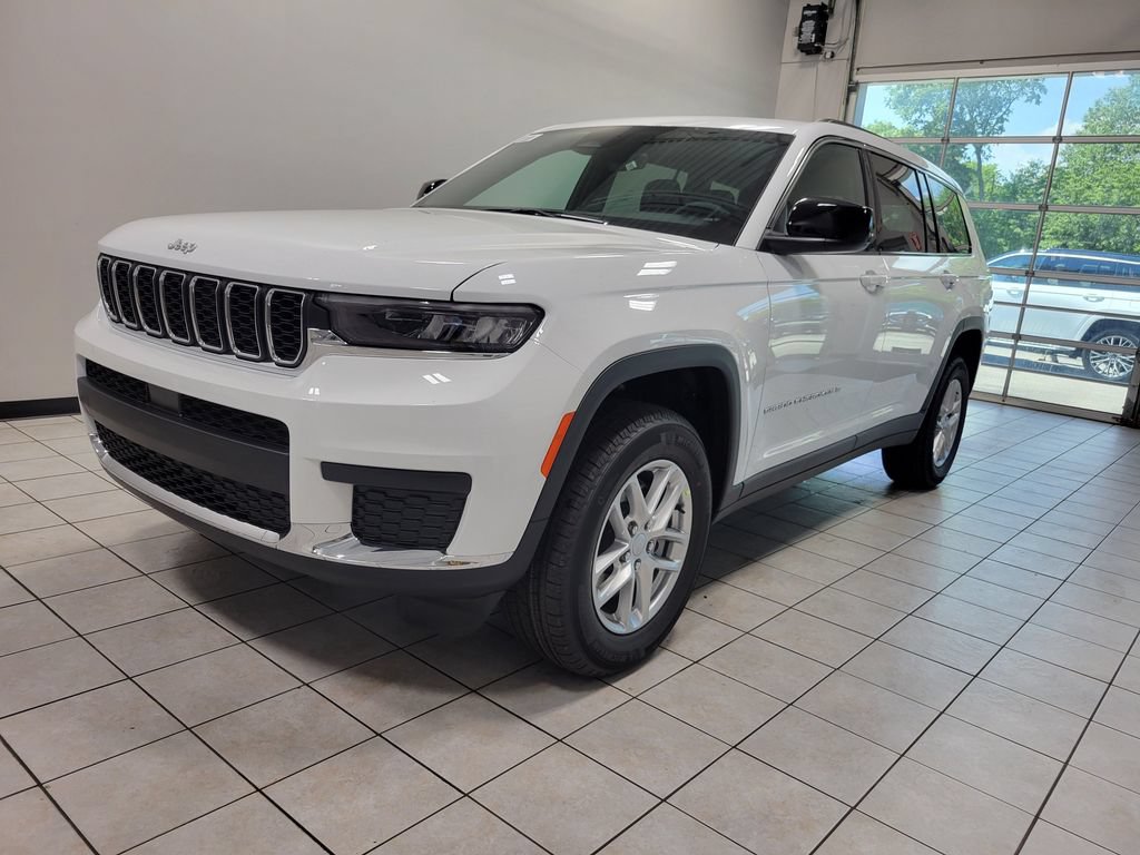 New 2026 Jeep Grand Cherokee L 4WD image 3