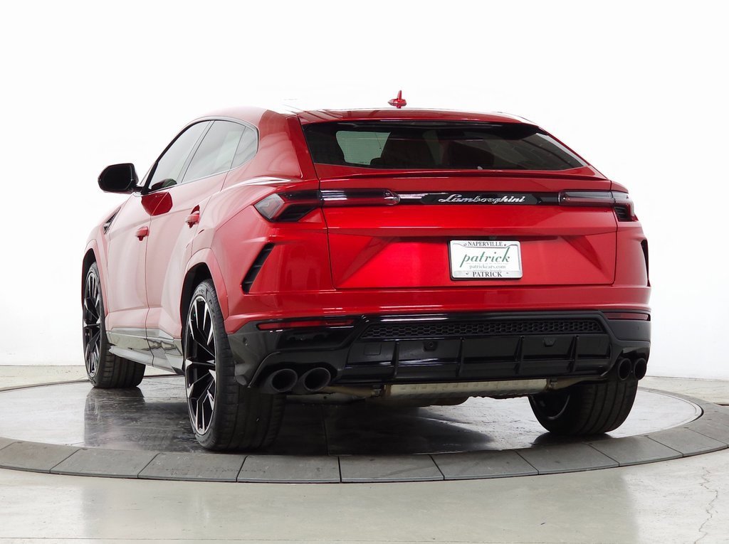 Used 2021 Lamborghini Urus image 3