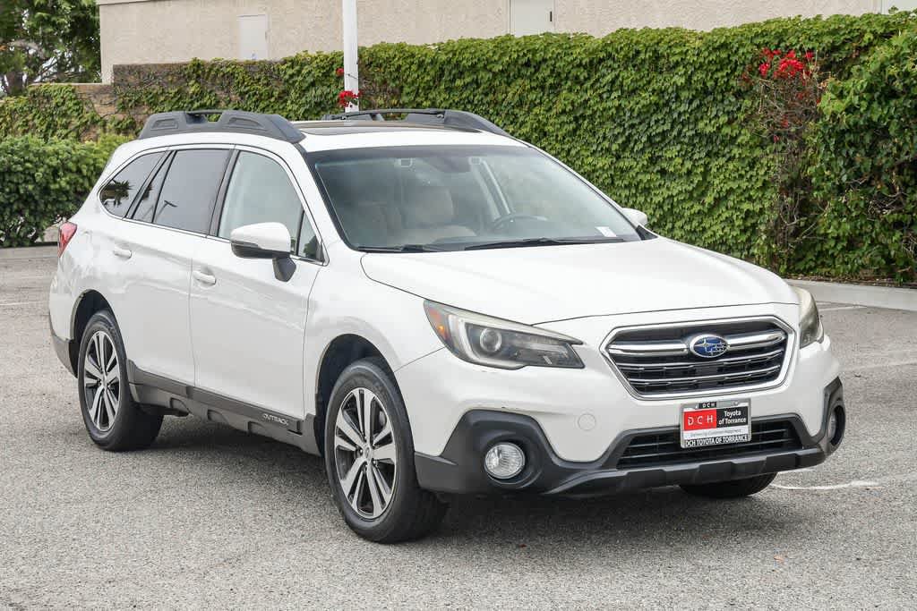 Used 2019 Subaru Outback 2.5i Limited AWD/4WD image 3