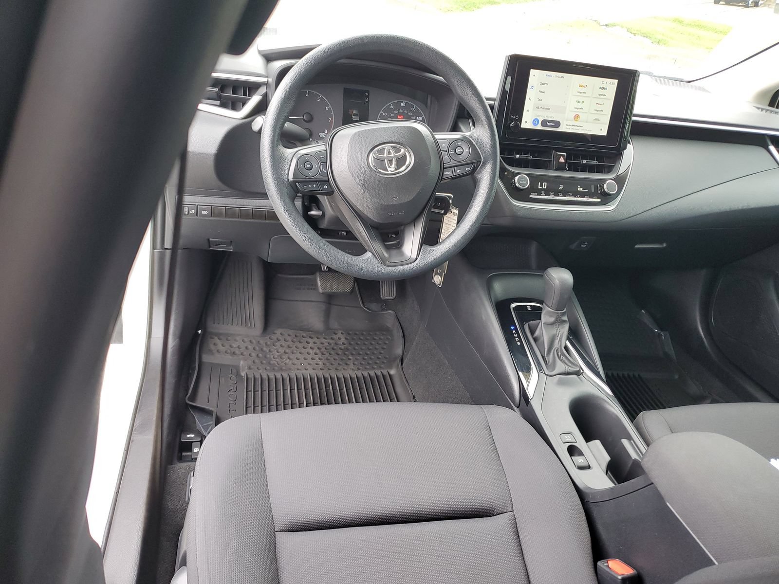 Certified 2024 Toyota Corolla LE FWD image 11