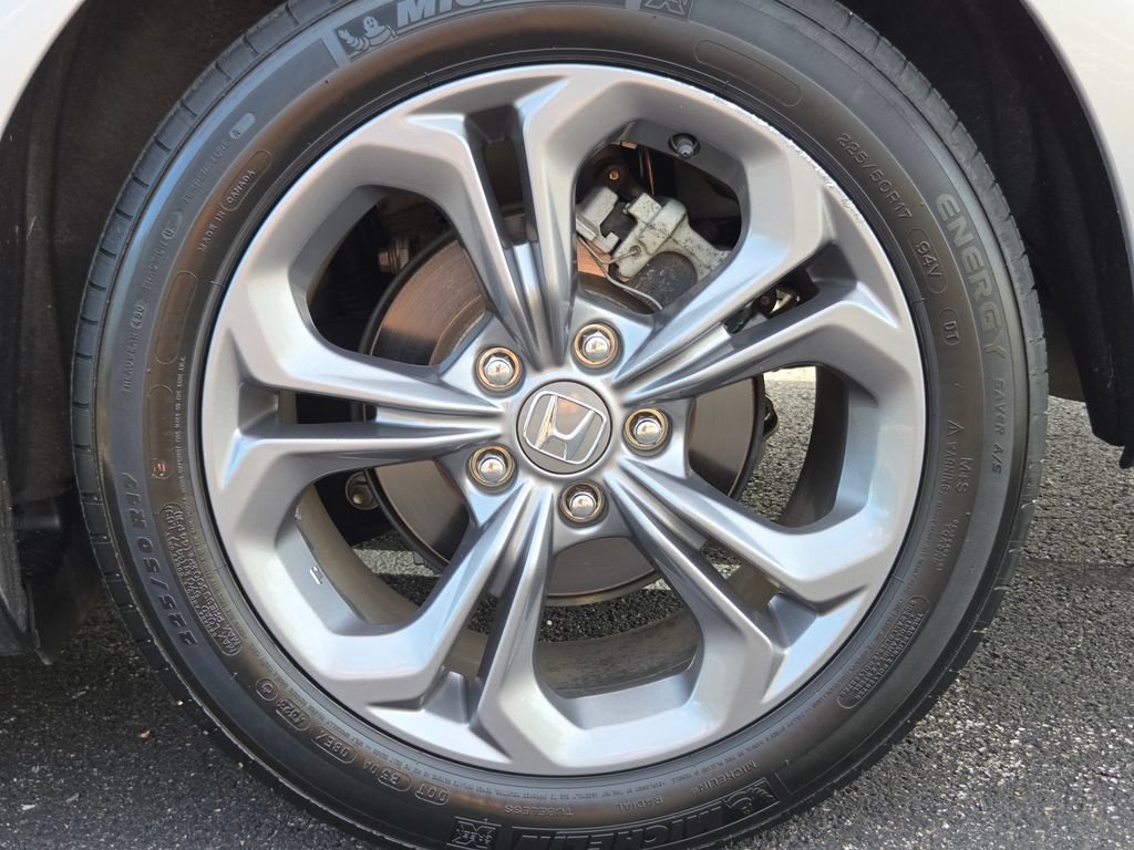 Certified 2024 Honda Accord EX image 15
