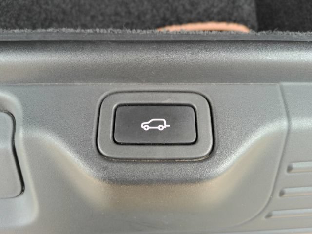 Used 2021 Land Rover Range Rover Autobiography AWD/4WD image 34