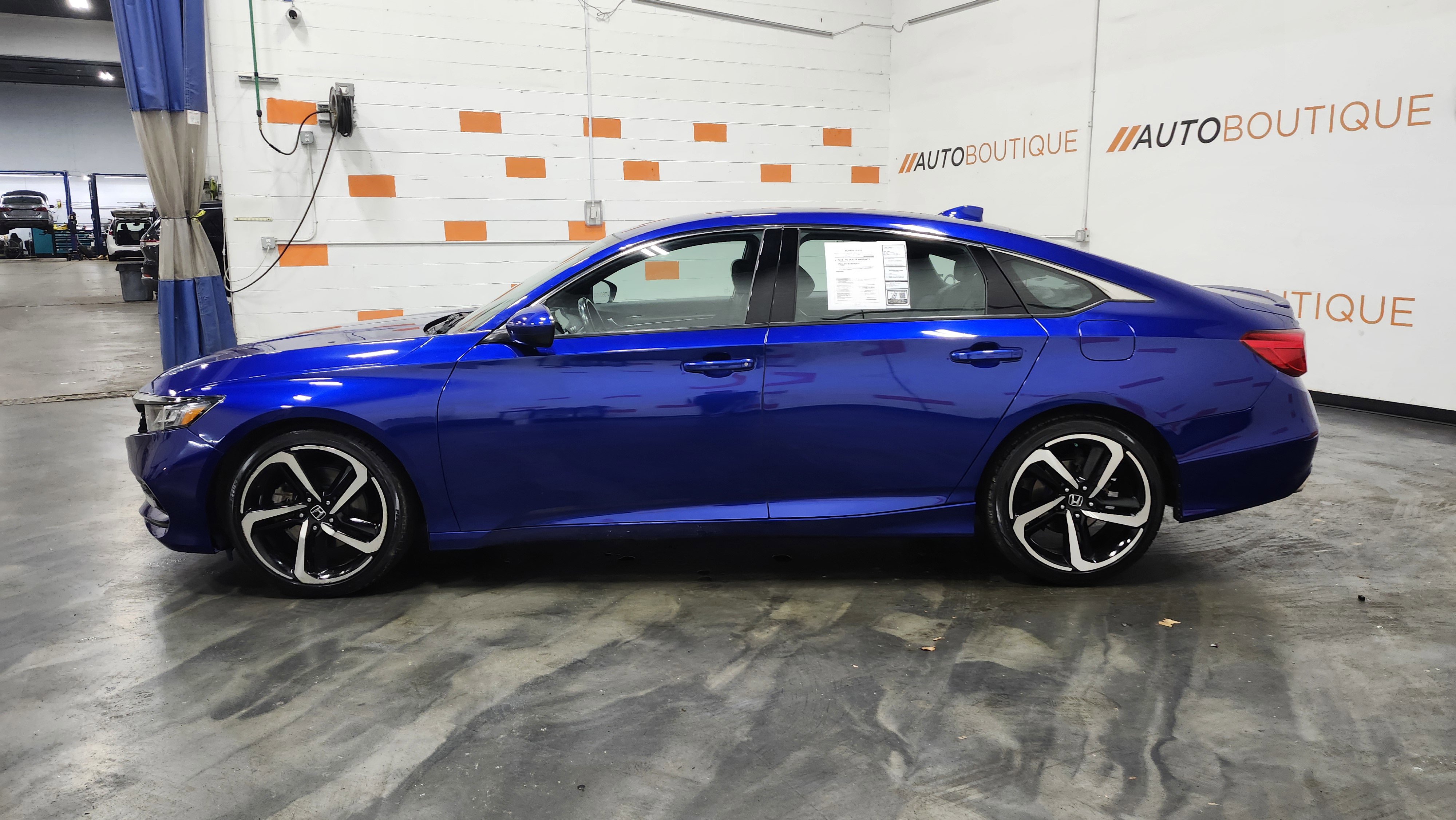 Used 2018 Honda Accord Sport image 14