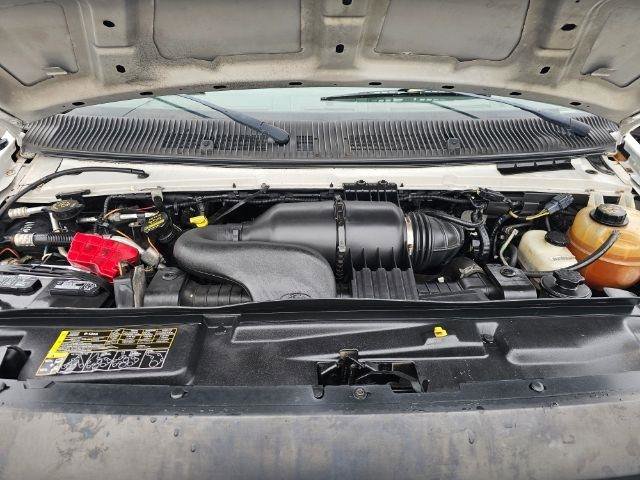 Used 2012 Ford E-450 and Econoline 450 Super Duty image 28