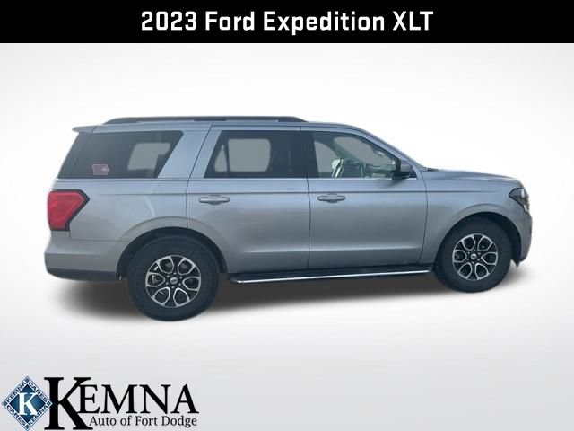 Used 2023 Ford Expedition XLT image 10