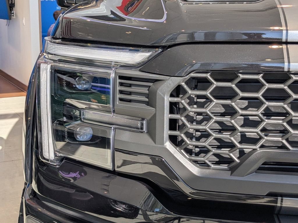 New 2025 Ford F150 Lariat w/ Equipment Group 501A Mid image 15