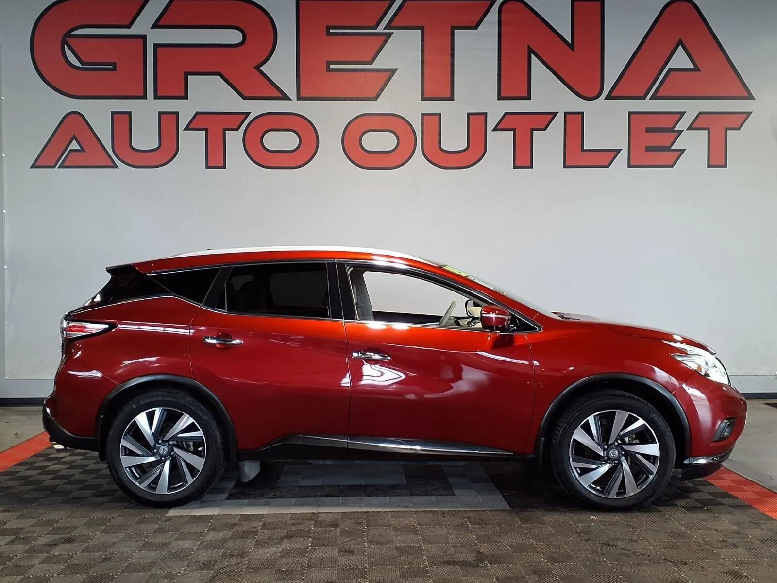 Used 2015 Nissan Murano Platinum w/ Platinum Technology Package AWD/4WD image 1
