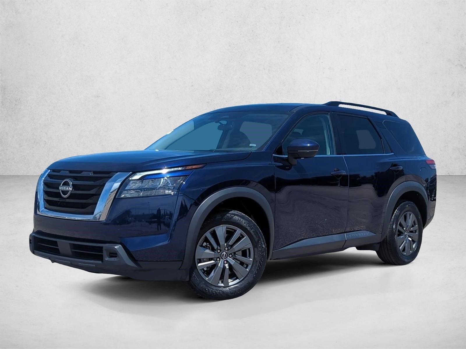 Used 2024 Nissan Pathfinder SV
