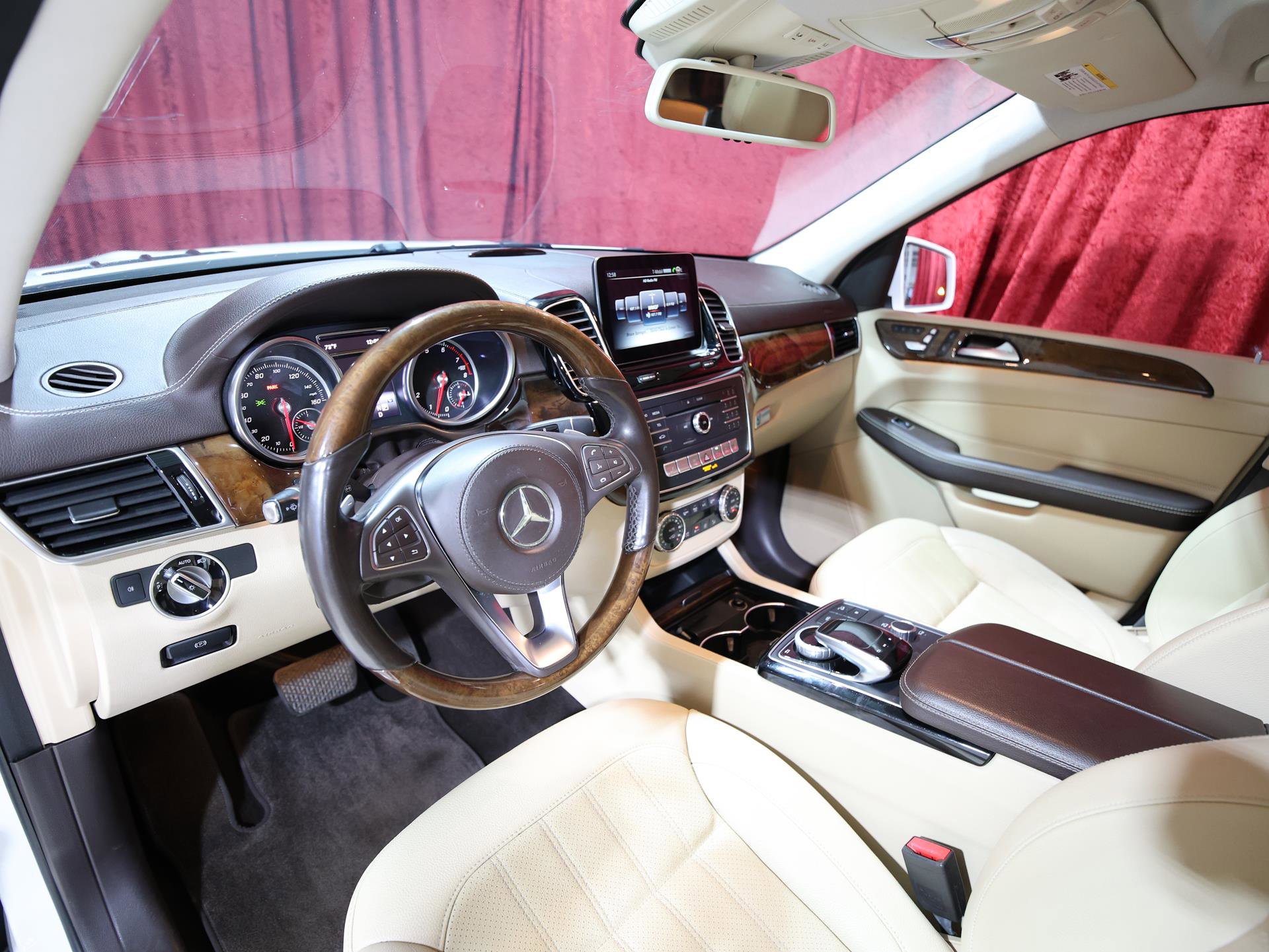 Used 2017 Mercedes-Benz GLS 450 4MATIC image 12