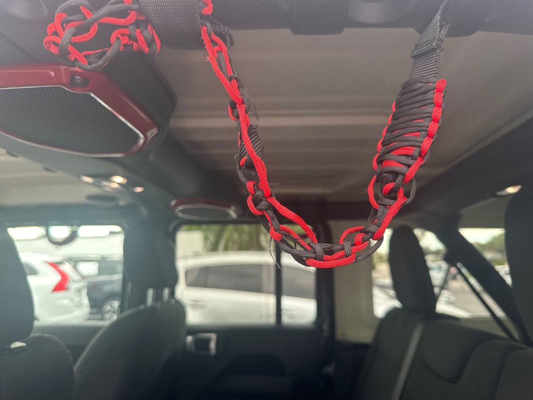 Used 2020 Jeep Wrangler Unlimited Sahara image 23