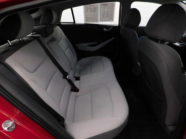 Used 2022 Hyundai Ioniq SEL image 27