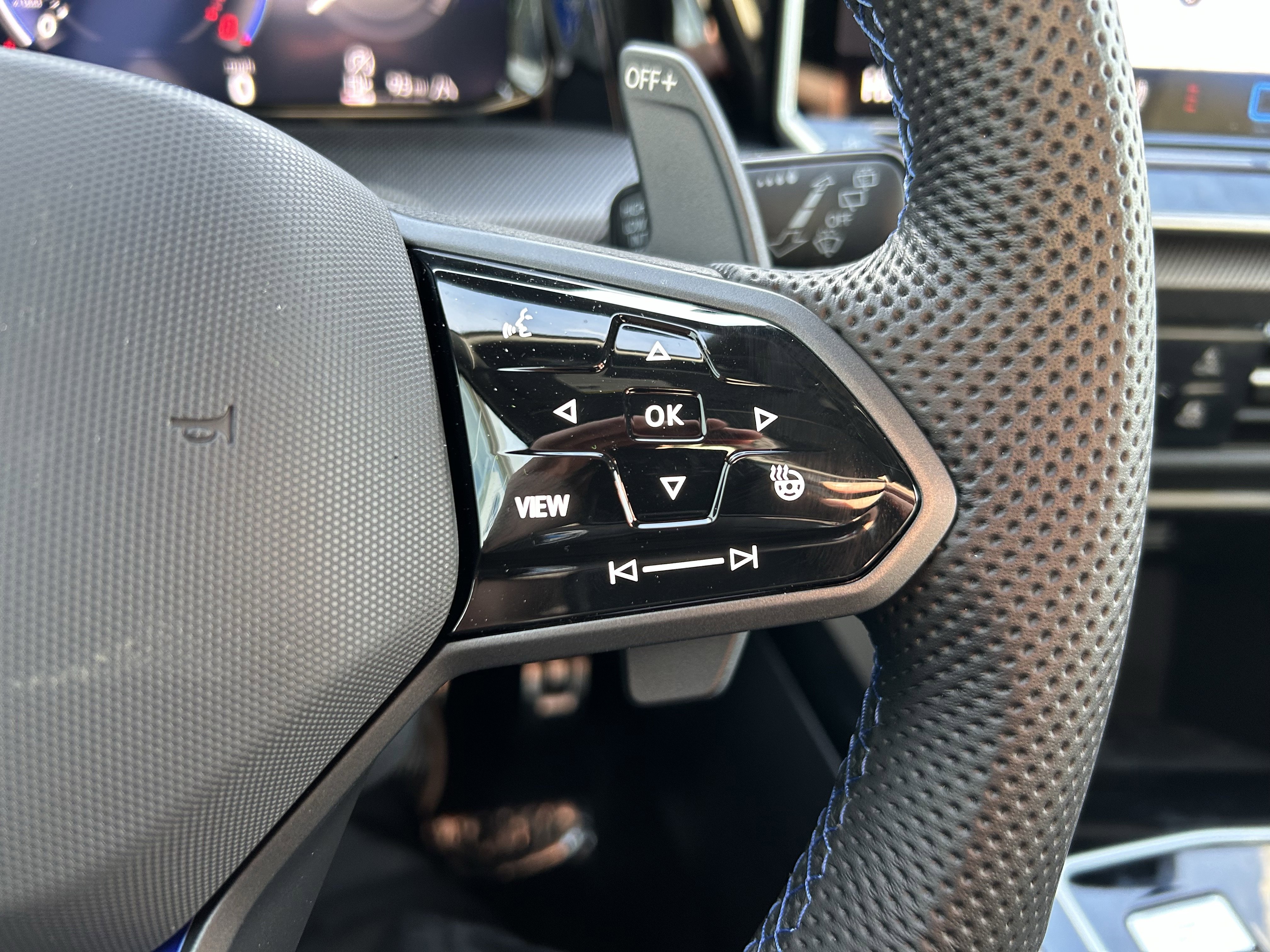 New 2026 Volkswagen Golf 2.0T image 18