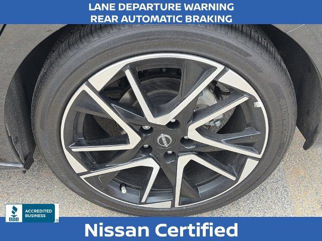 Certified 2025 Nissan Sentra SR image 9