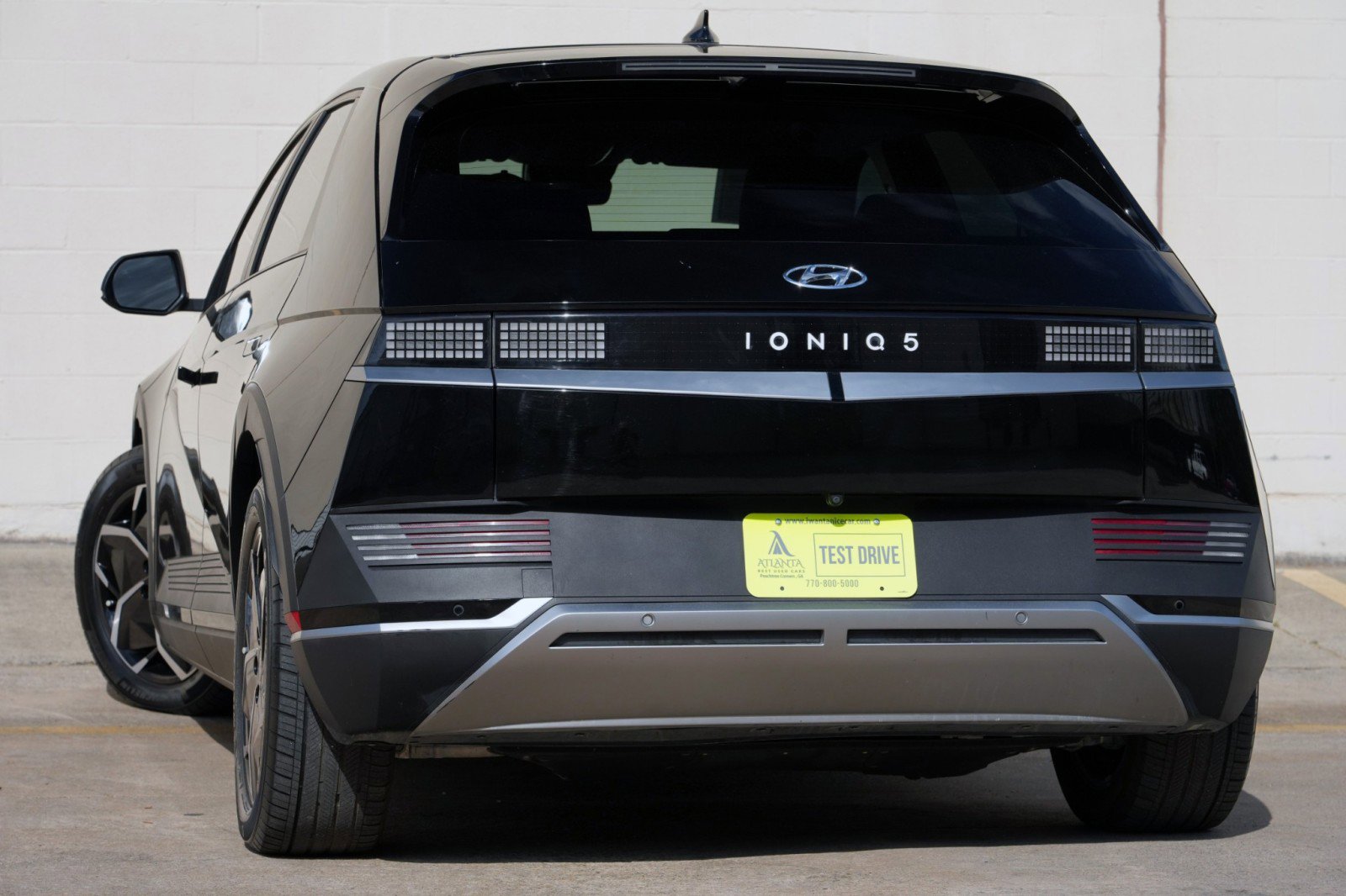 Used 2022 Hyundai Ioniq 5 SE w/ Cargo Package RWD image 5