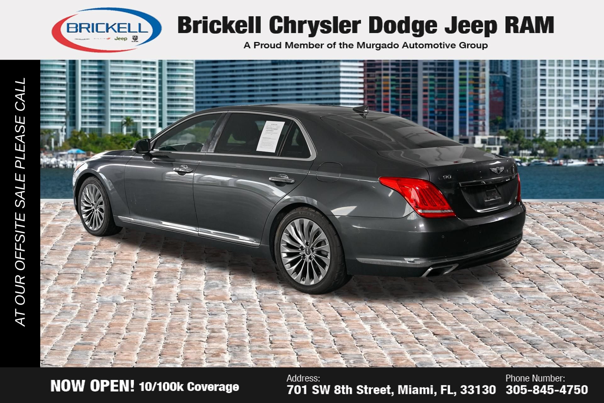 Used 2017 Genesis G90 3.3T Premium RWD image 4