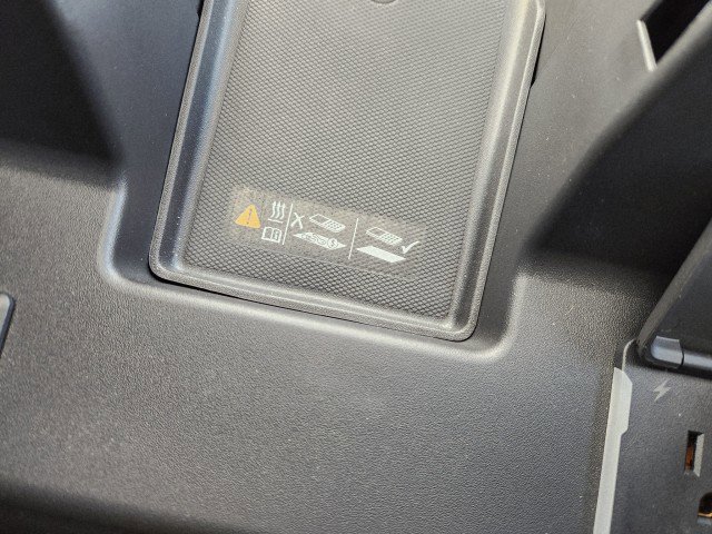 Used 2025 Chevrolet Silverado 2500 ZR2 w/ Technology Package image 55