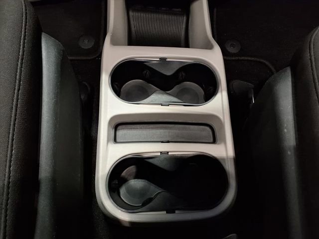 Used 2024 Chrysler Voyager LX image 24