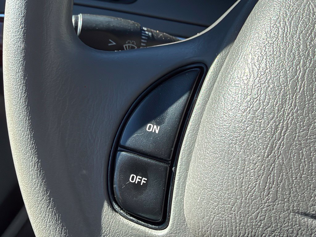 Used 2001 Mercury Grand Marquis GS RWD image 5