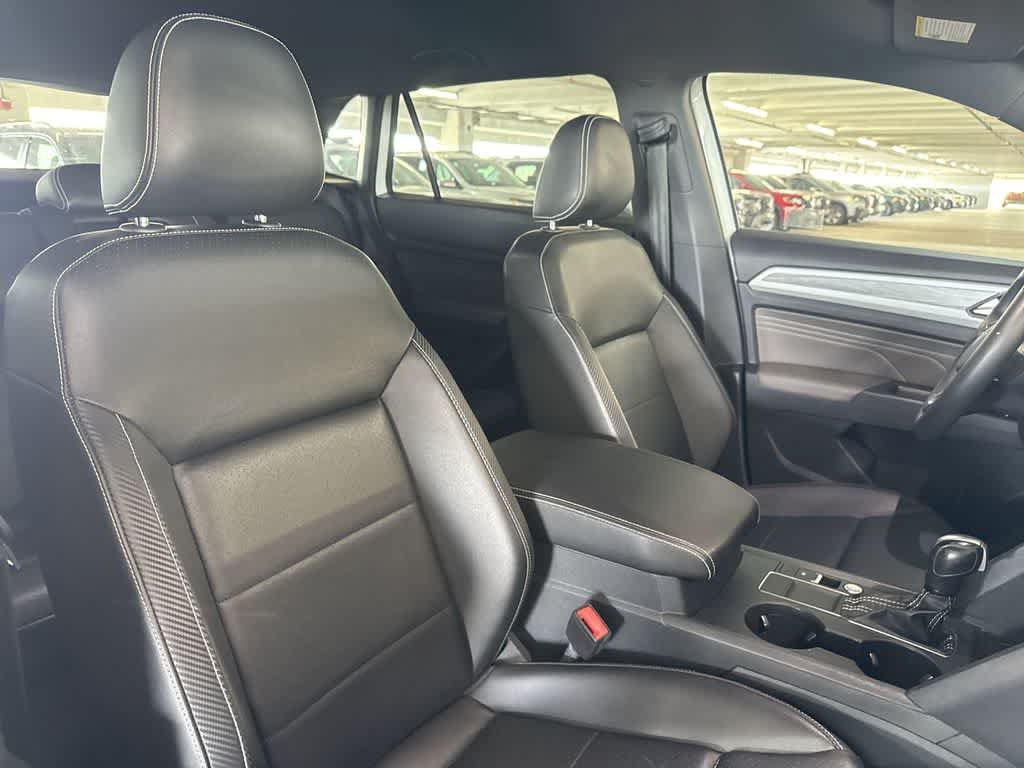 Used 2023 Volkswagen Atlas Cross Sport SE FWD image 25