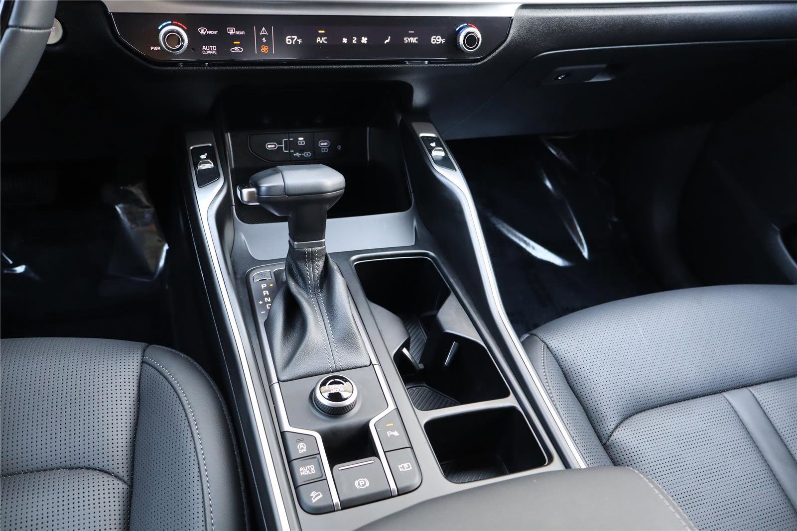 Certified 2026 Kia Sorento S w/ S Panoramic Sunroof Package image 21