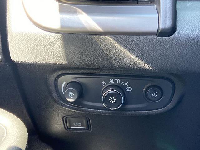 Certified 2024 GMC Terrain AT4 image 13