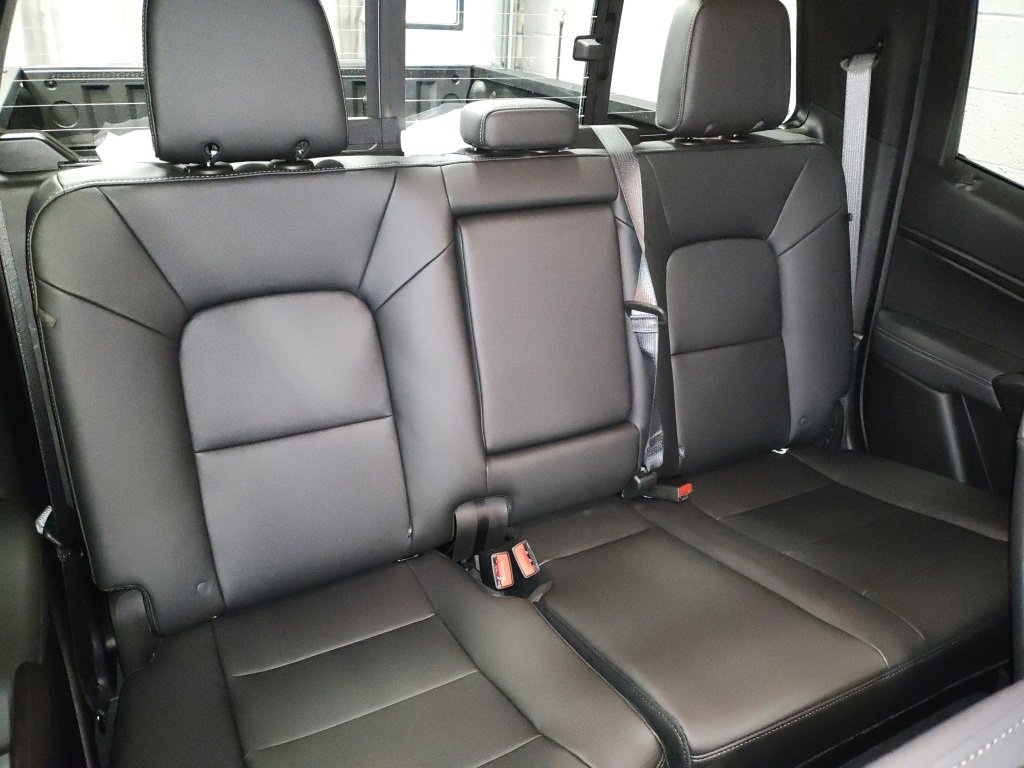 New 2026 GMC Canyon Elevation w/ Convenience Package image 11