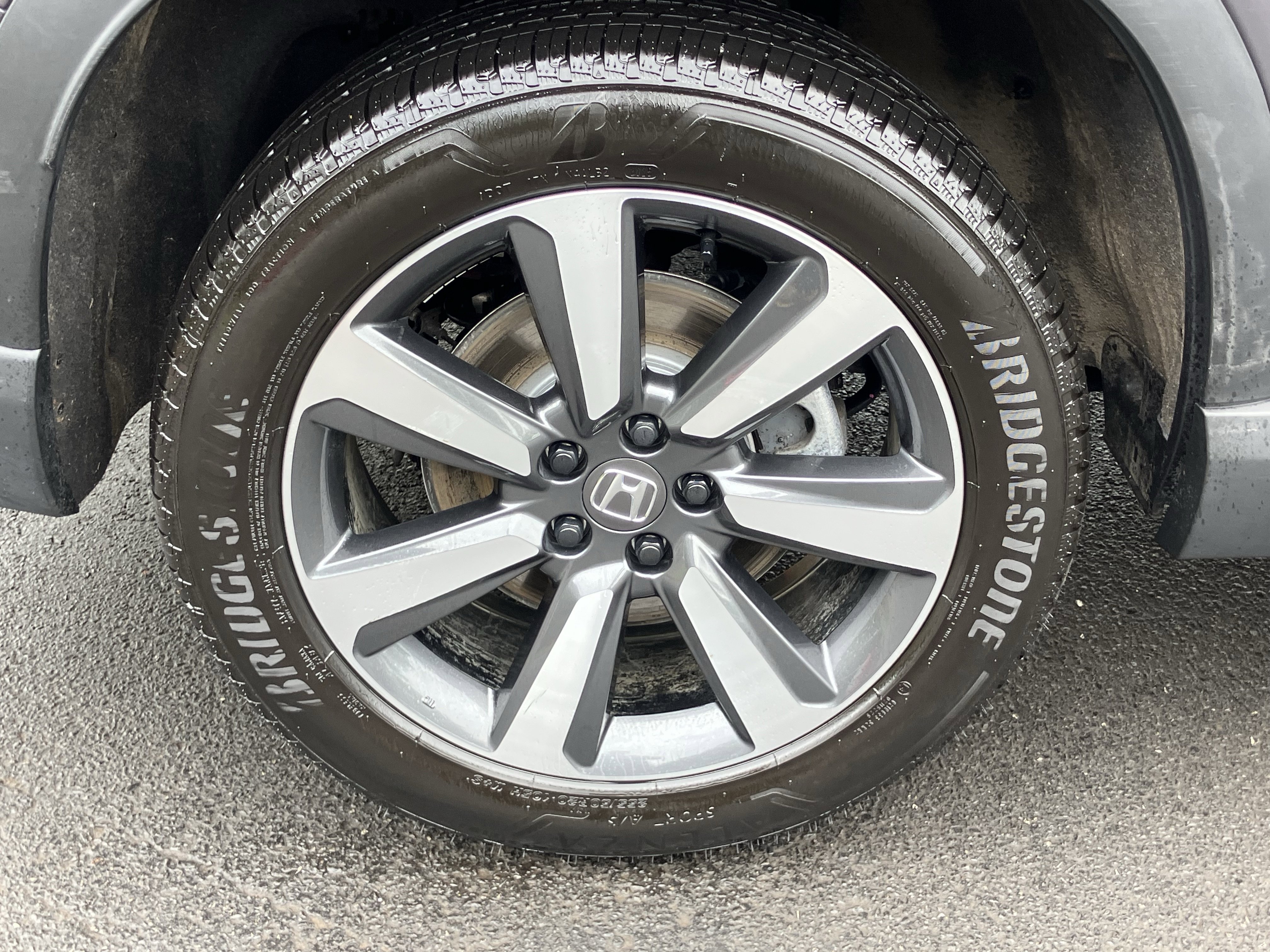 Used 2025 Honda Pilot Touring image 13