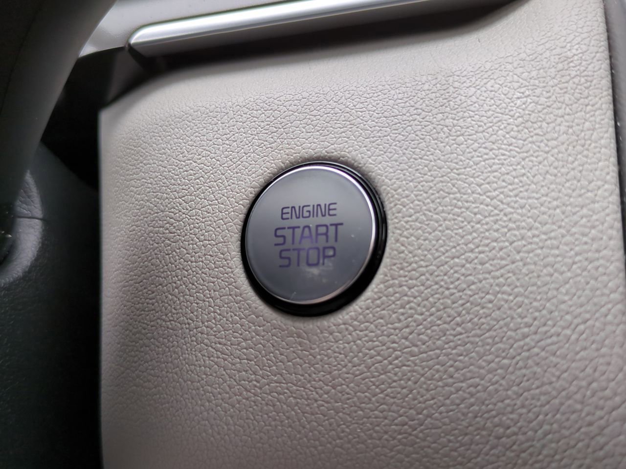 Certified 2023 Kia Sorento S image 28