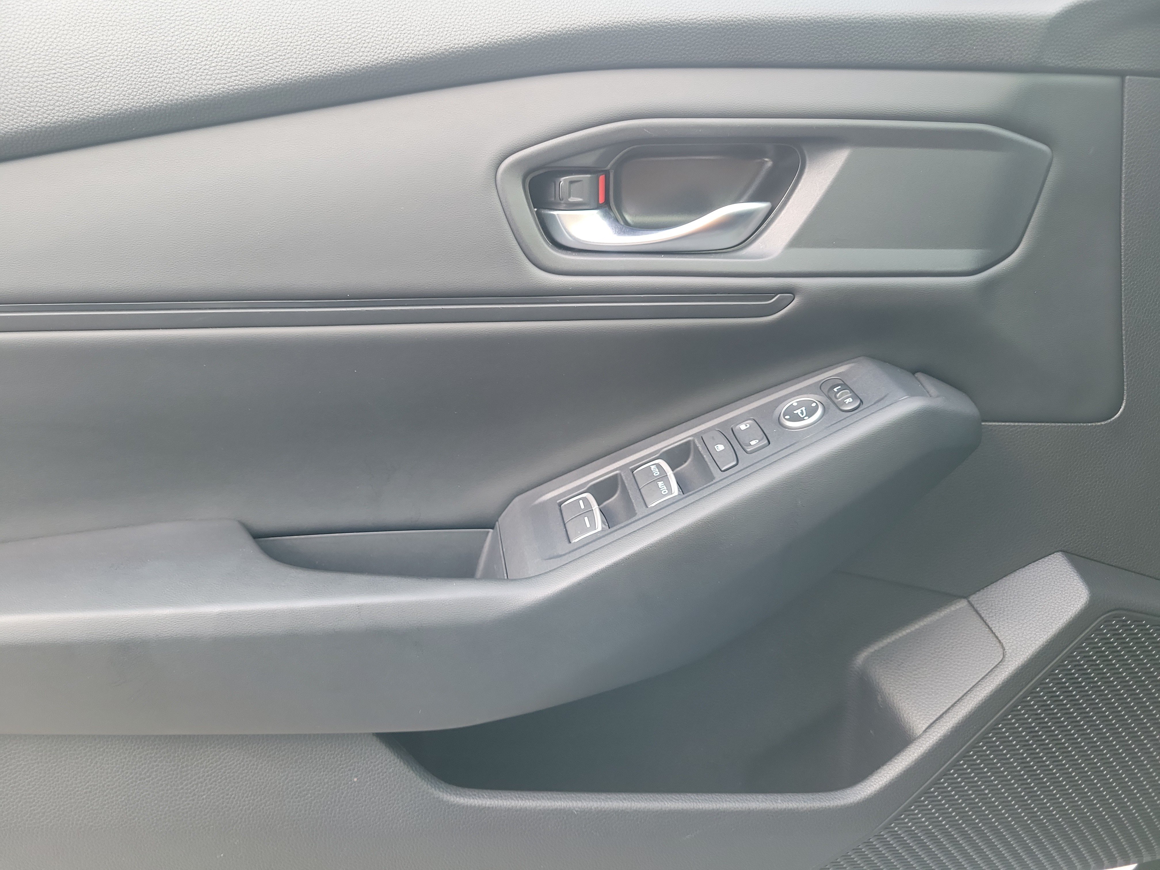 Used 2023 Honda Accord EX image 28