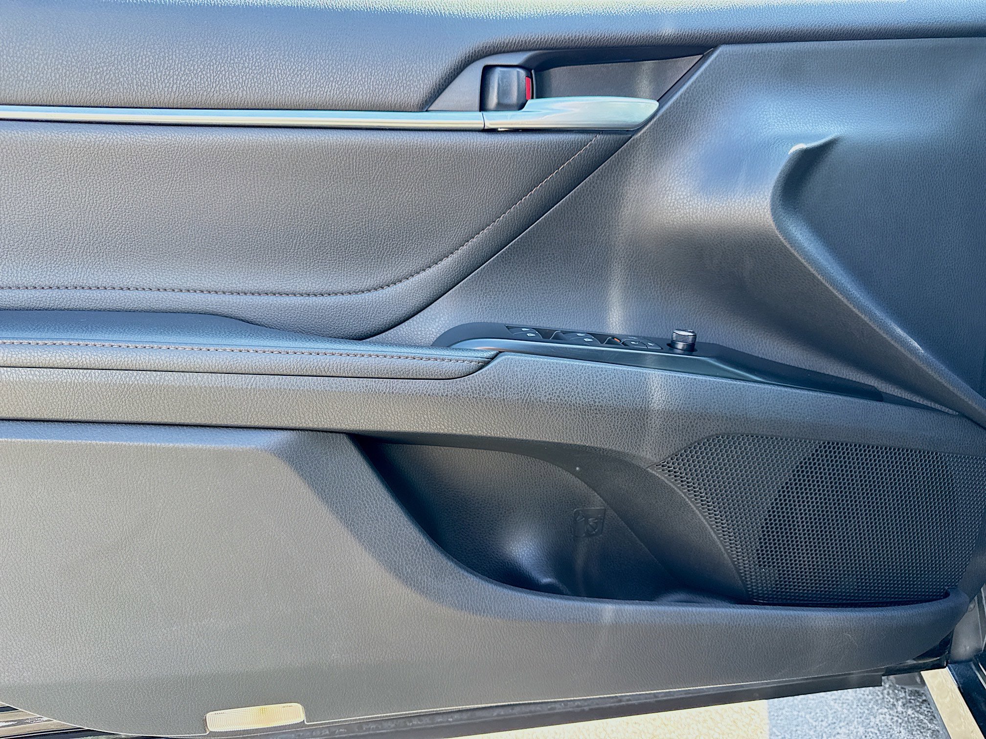 Used 2018 Toyota Camry XLE FWD image 21
