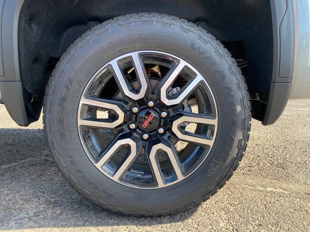 New 2026 GMC Sierra 1500 AT4 w/ AT4 Premium Package image 10