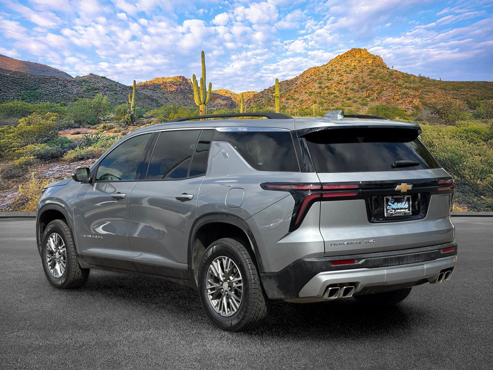 Used 2025 Chevrolet Traverse LT AWD/4WD image 6