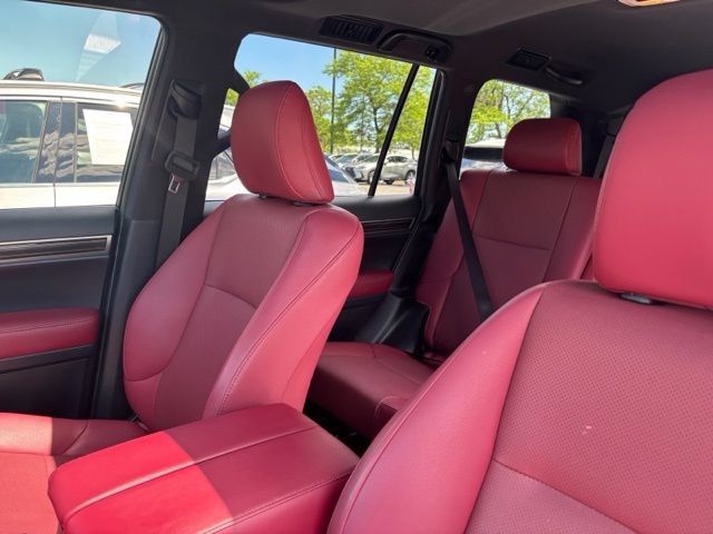 Used 2020 Lexus GX 460 Premium w/ Premium Package AWD/4WD image 22