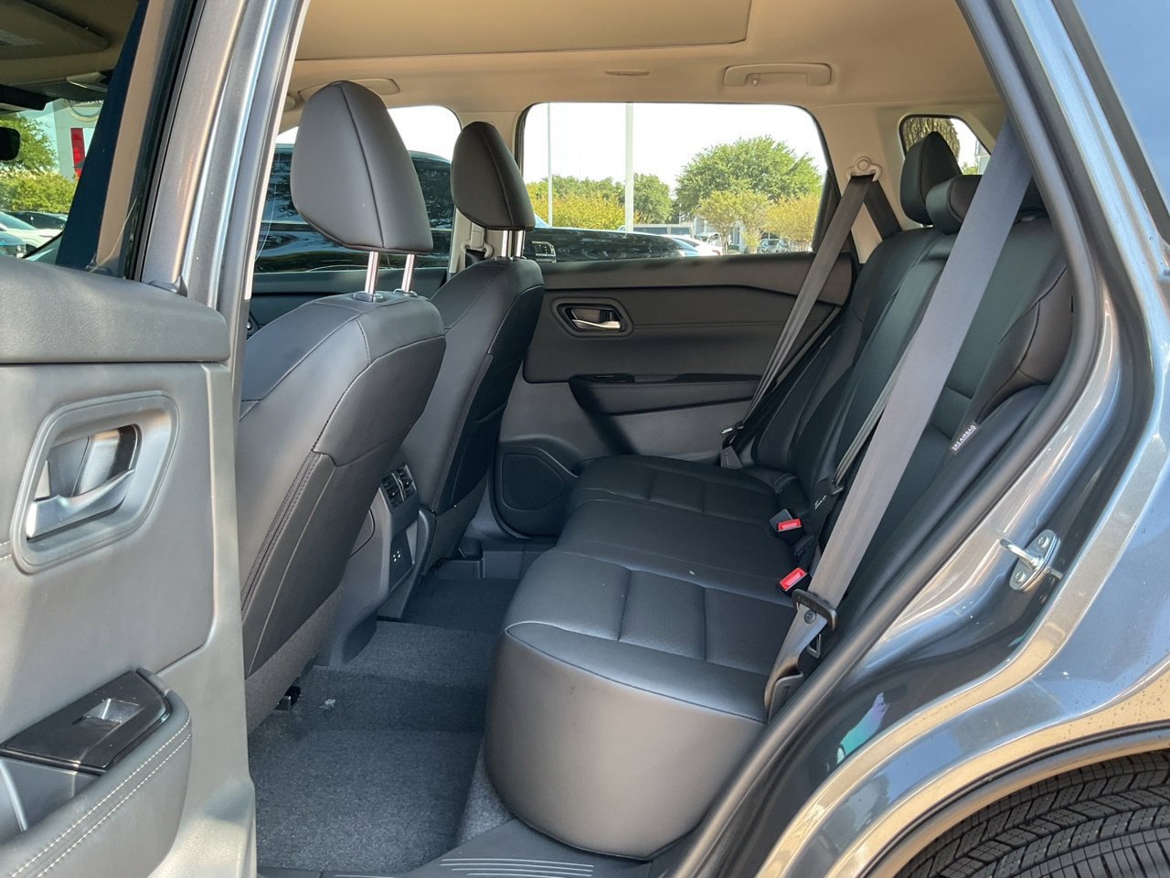 New 2026 Nissan Rogue Dark Armor FWD image 11