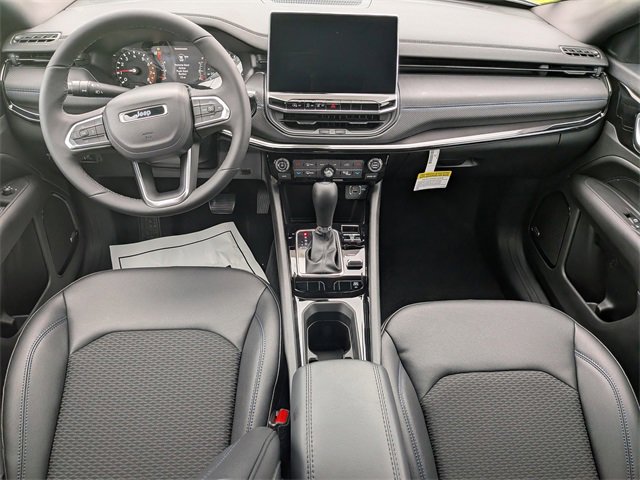 New 2025 Jeep Compass Latitude w/ Sun & Sound Group image 16