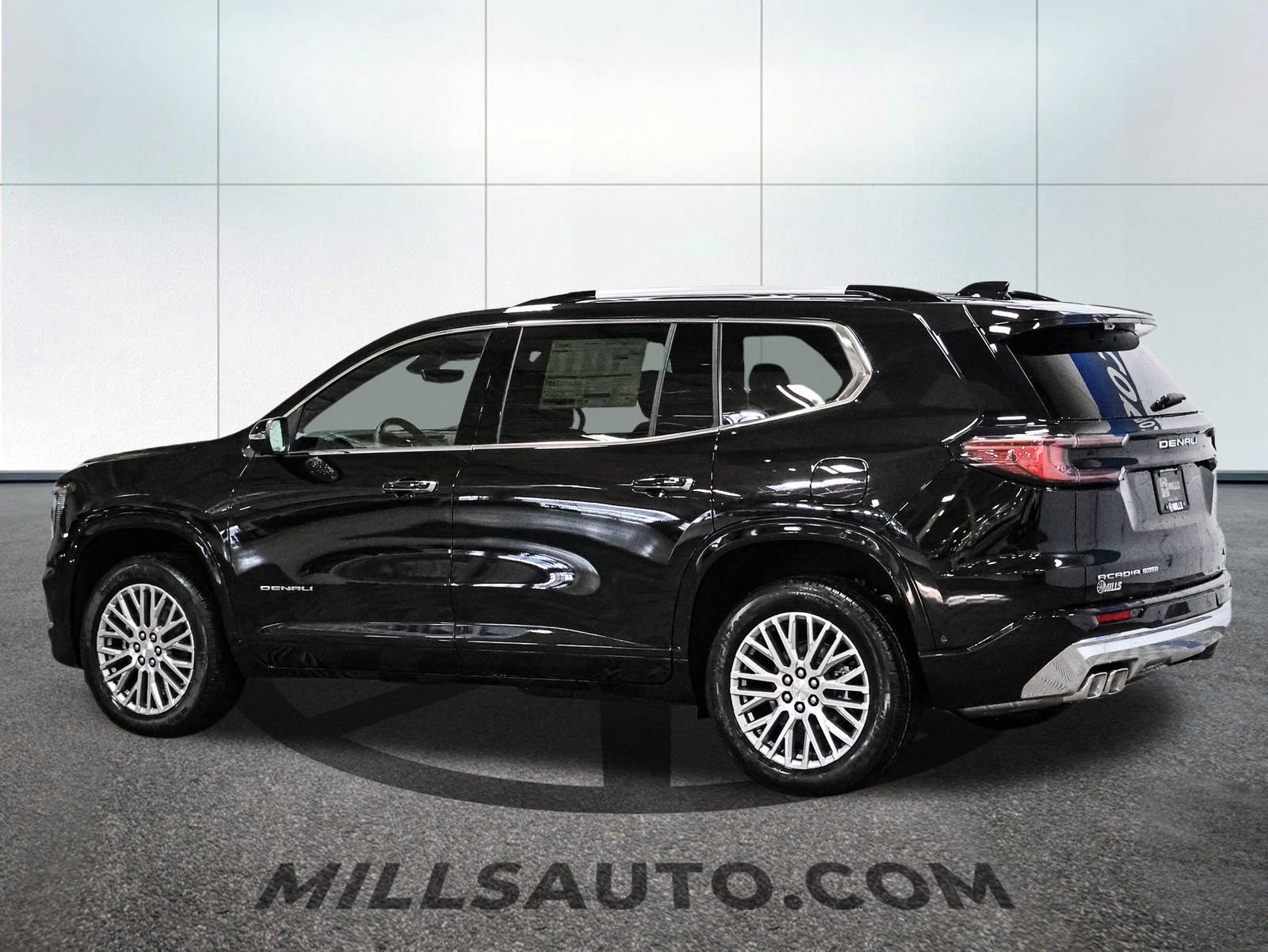 New 2026 GMC Acadia Denali w/ Super Cruise Package image 4