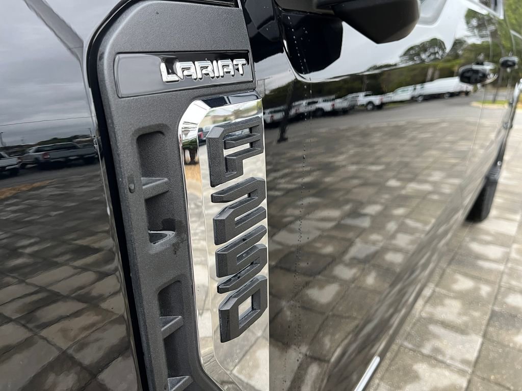 Used 2024 Ford F250 Lariat AWD/4WD image 10