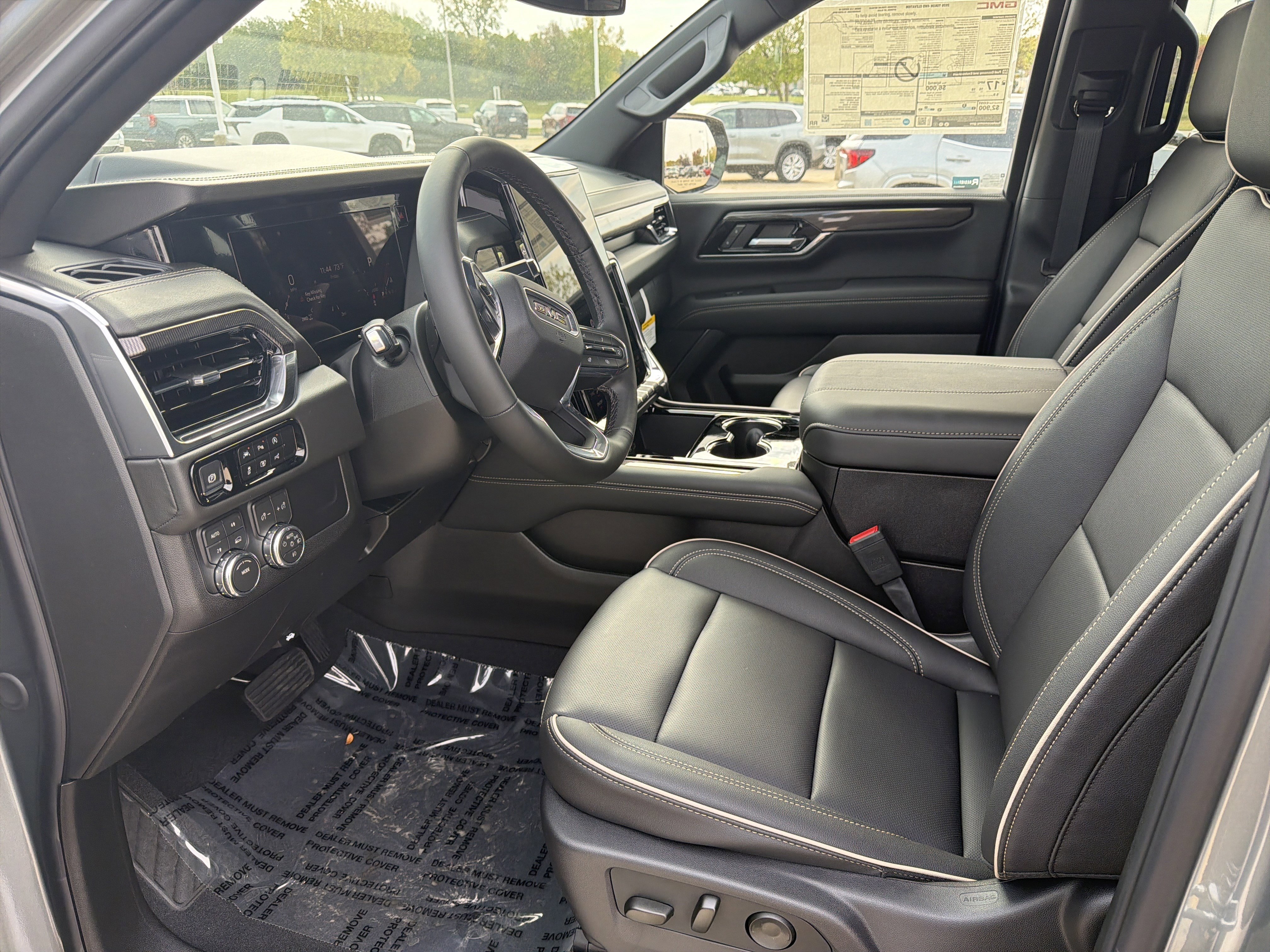 New 2026 GMC Yukon Elevation image 14