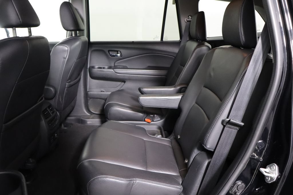 Used 2022 Honda Pilot Touring image 15