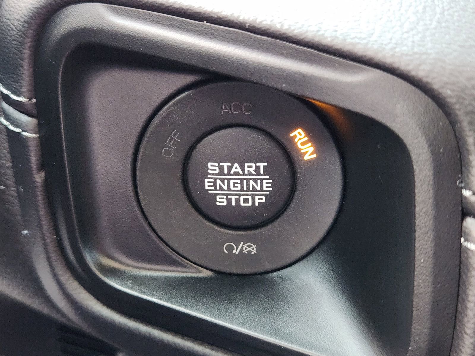 Used 2025 Jeep Wrangler Unlimited Rubicon image 26