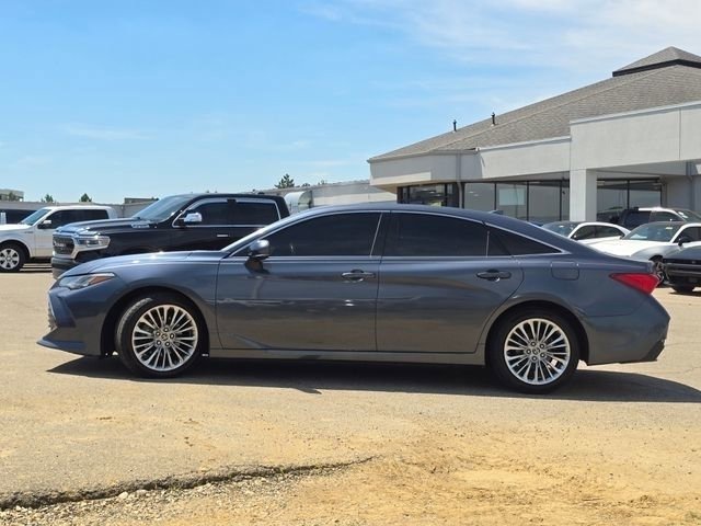 Used 2019 Toyota Avalon Limited w/ Advanced Safety Package FWD image 26