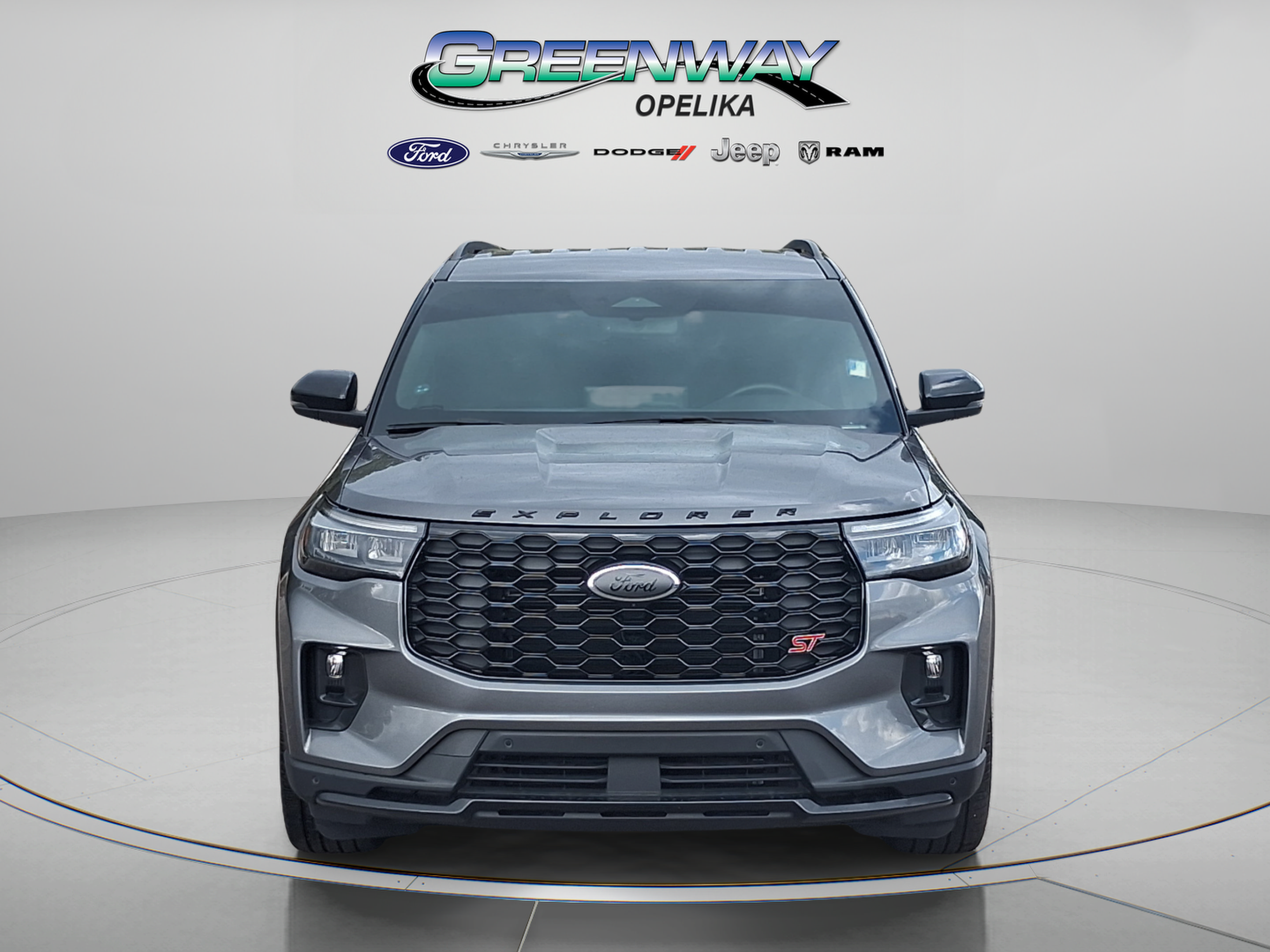 Used 2025 Ford Explorer ST AWD/4WD image 2
