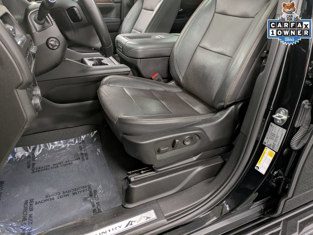 Used 2023 Chevrolet Suburban High Country AWD/4WD image 11
