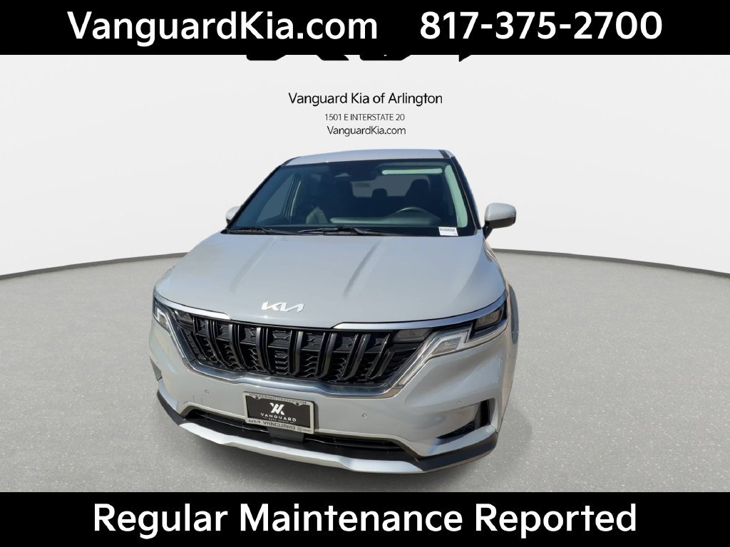 Certified 2024 Kia Carnival EX FWD image 3
