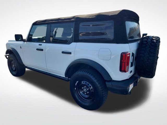 Used 2021 Ford Bronco Black Diamond image 3