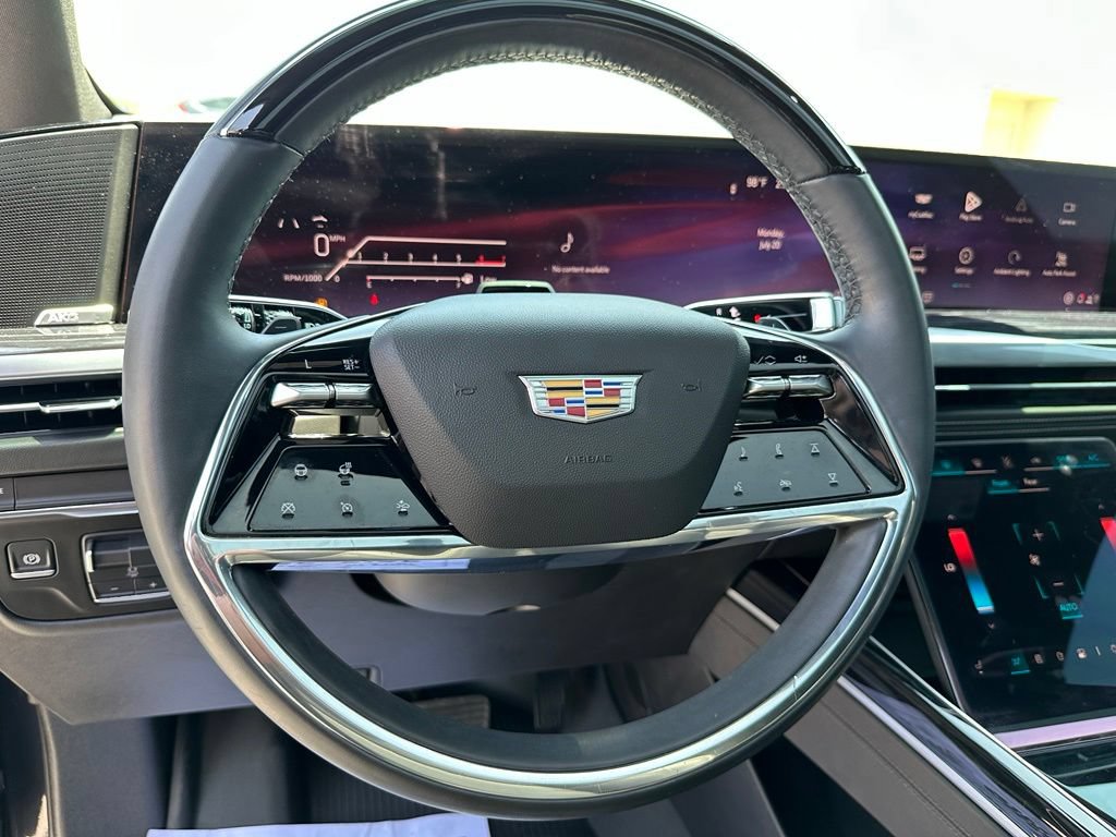 Used 2025 Cadillac Escalade Sport RWD image 46