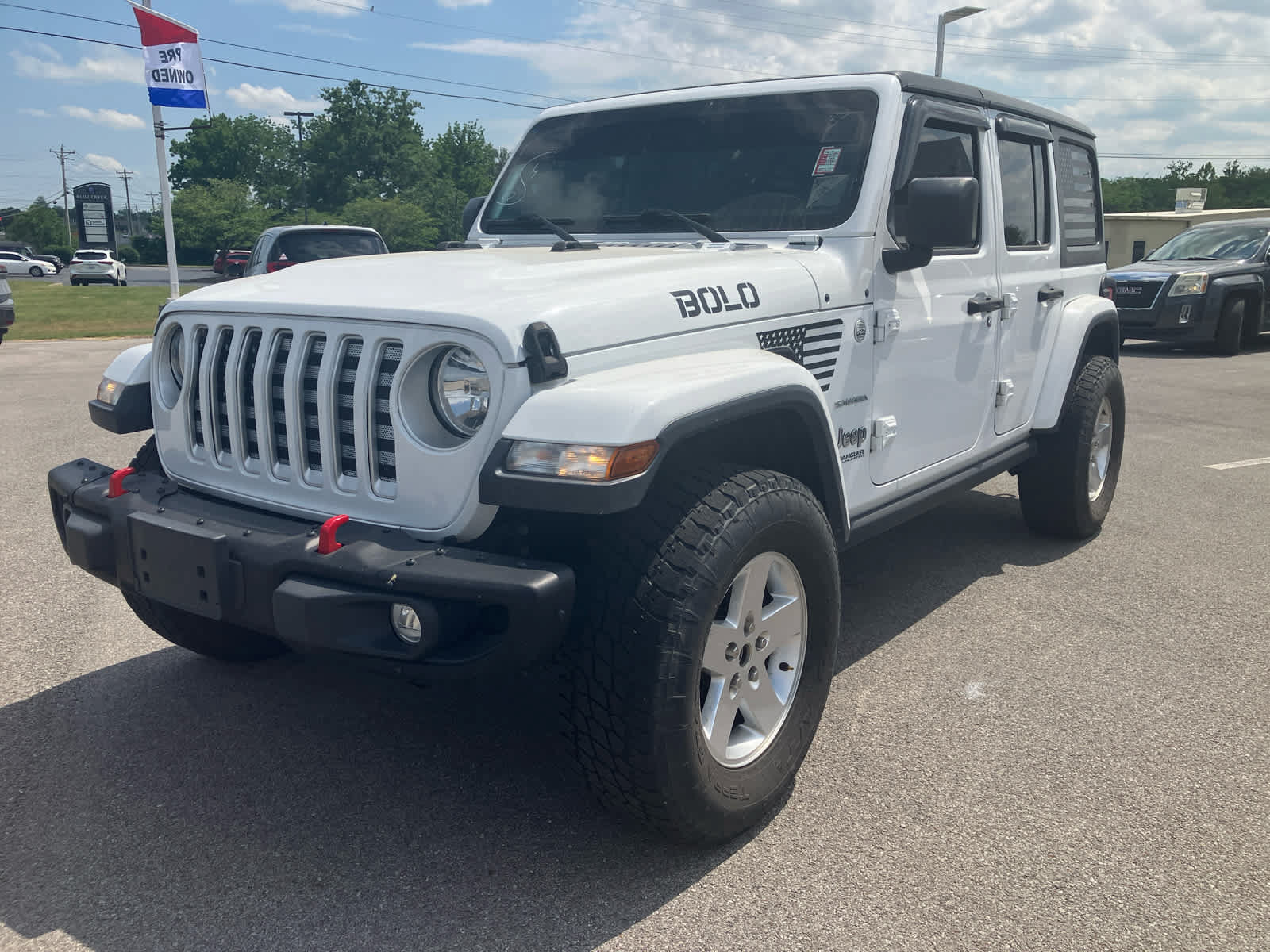 Used 2020 Jeep Wrangler Unlimited Sahara AWD/4WD image 3