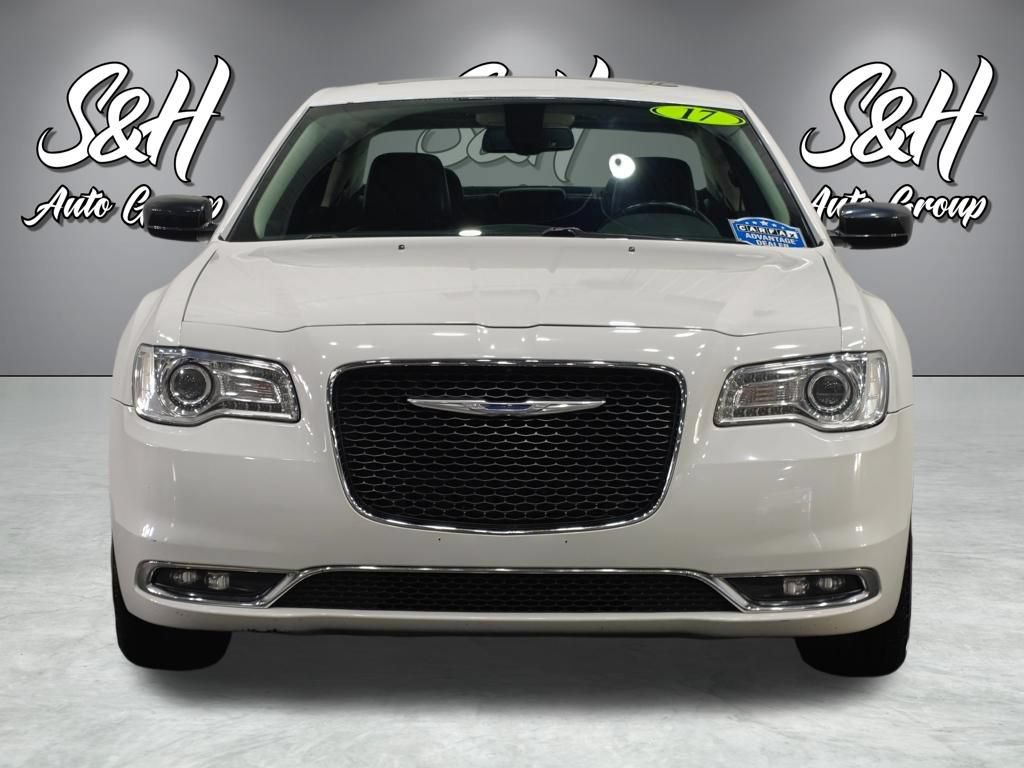 Used 2017 Chrysler 300 Touring w/ Value Package RWD image 13