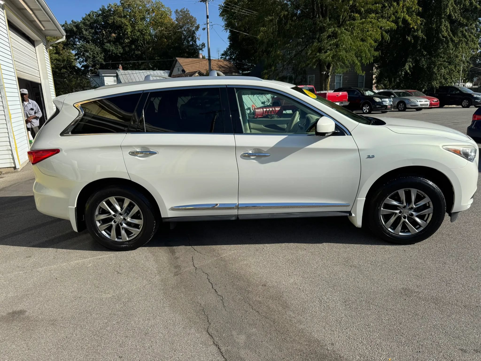 Used 2014 INFINITI QX60 Luxe w/ Premium Plus Package AWD/4WD image 9