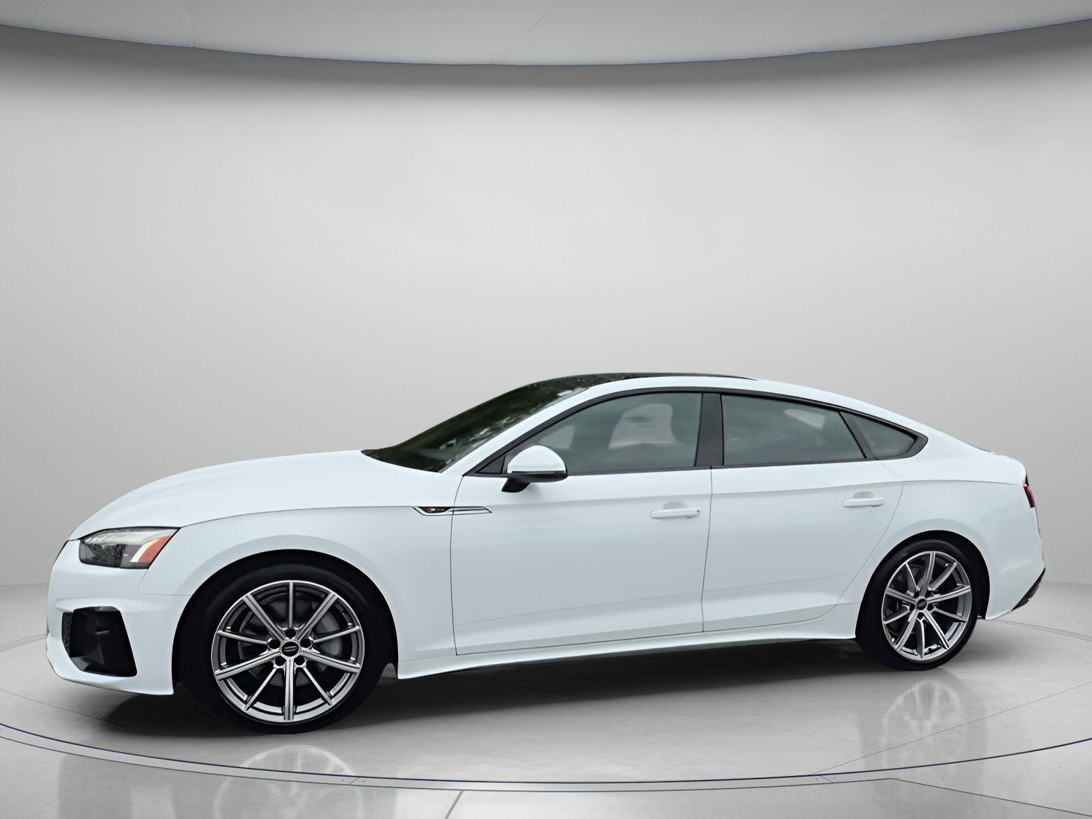 Used 2025 Audi A5 2.0T Premium Plus image 14